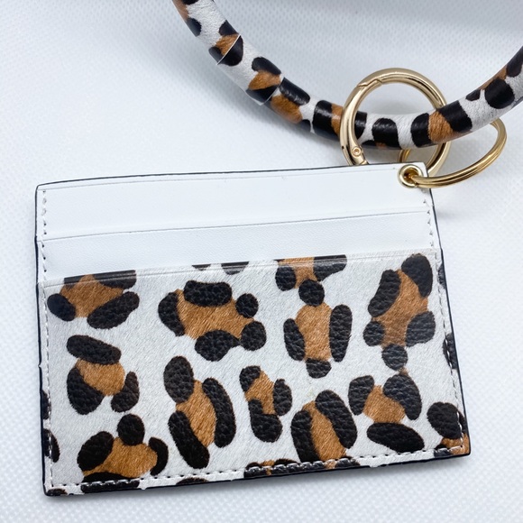 Leopard print ID card keychain - Picture 2 of 4